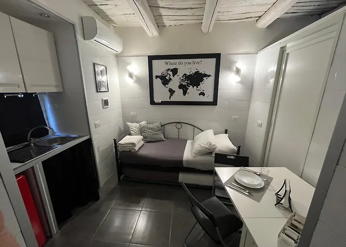 Essential Small House
